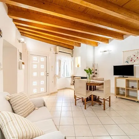 Minalva Appartement *